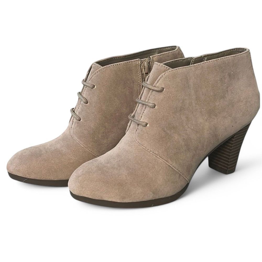 Giani Bernini Taupe Suede‎ Ankle Boots Lace Up Heeled Booties Memory Foam 7.5M
